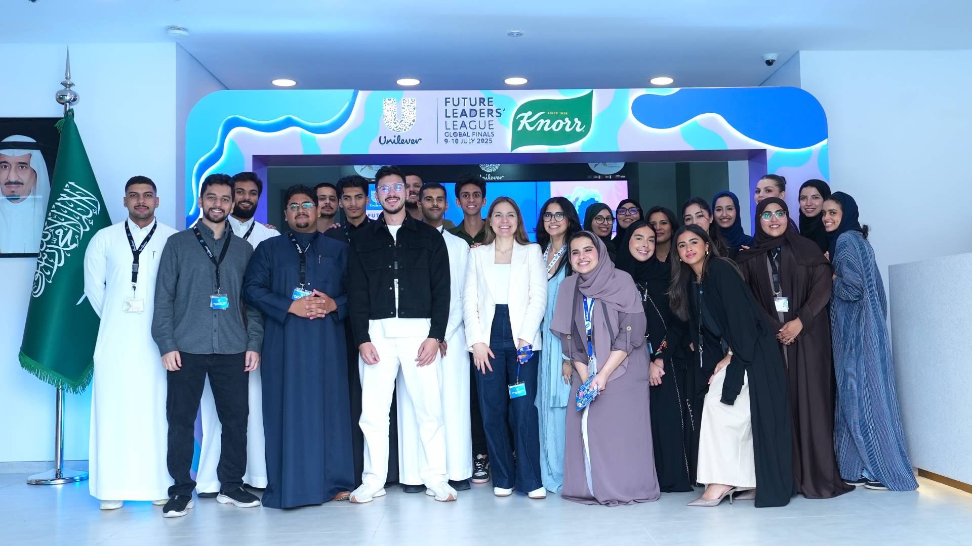 UFLL students grouped together