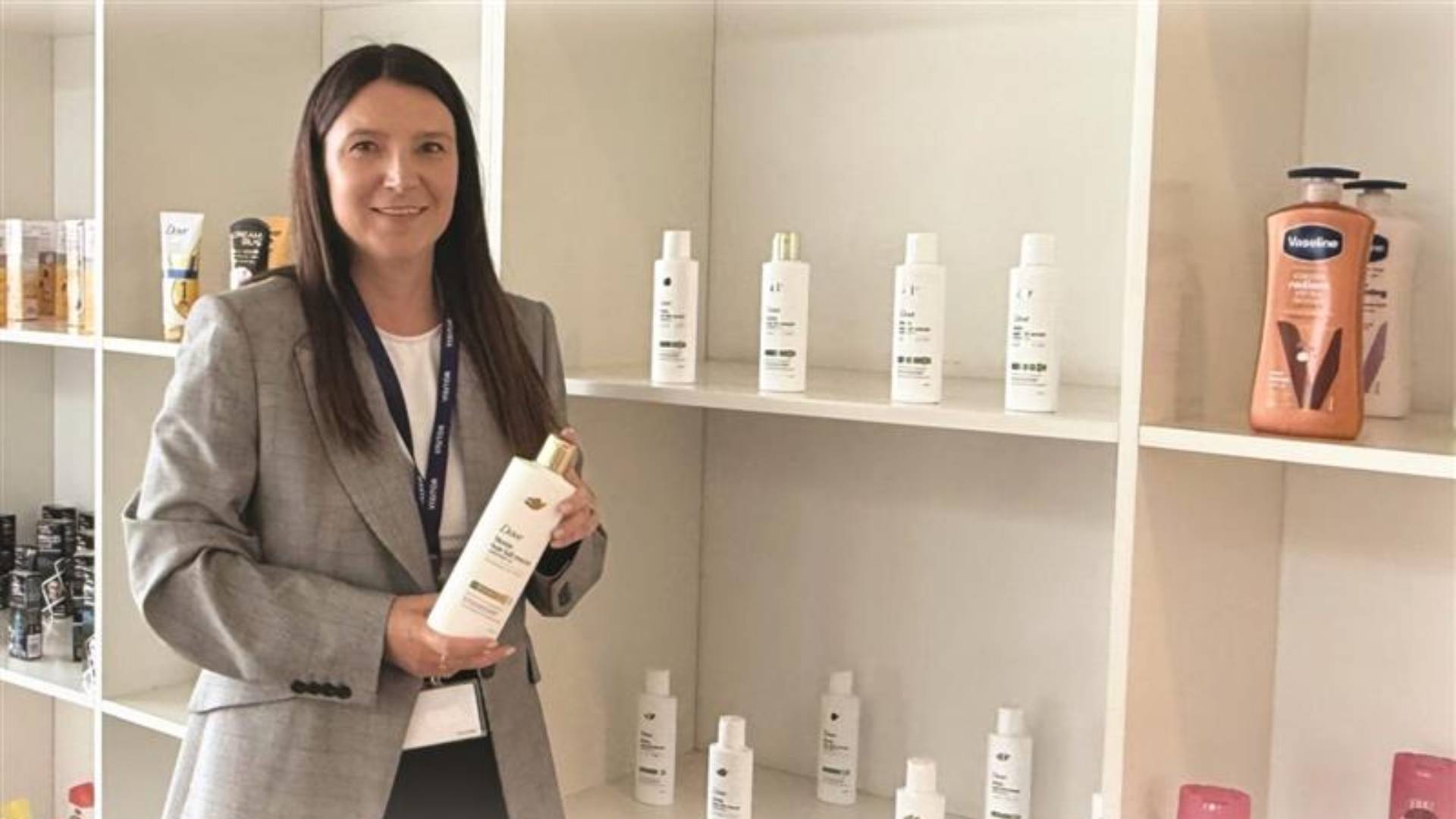 Jasmine Mucenieks Keeton with Dove product