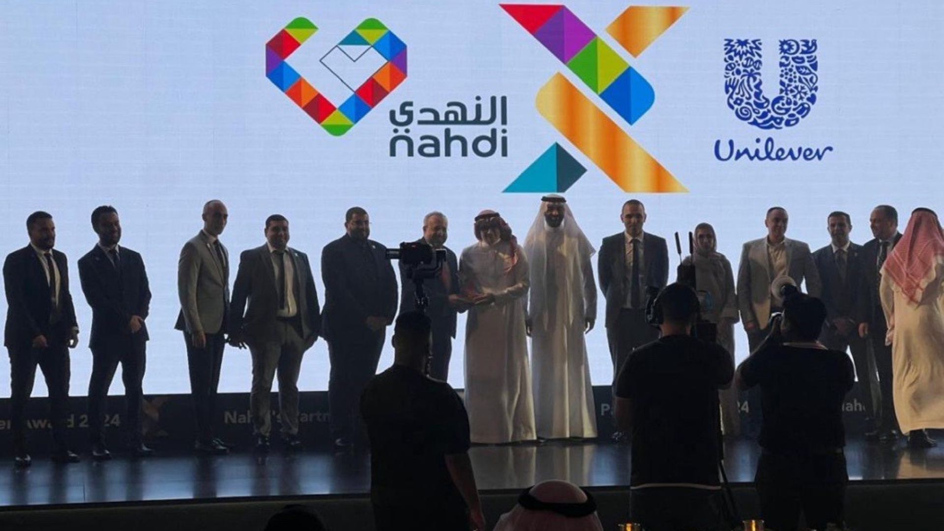 Group picture after receiving 2024 partner award